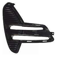 Решетка бампера переднего